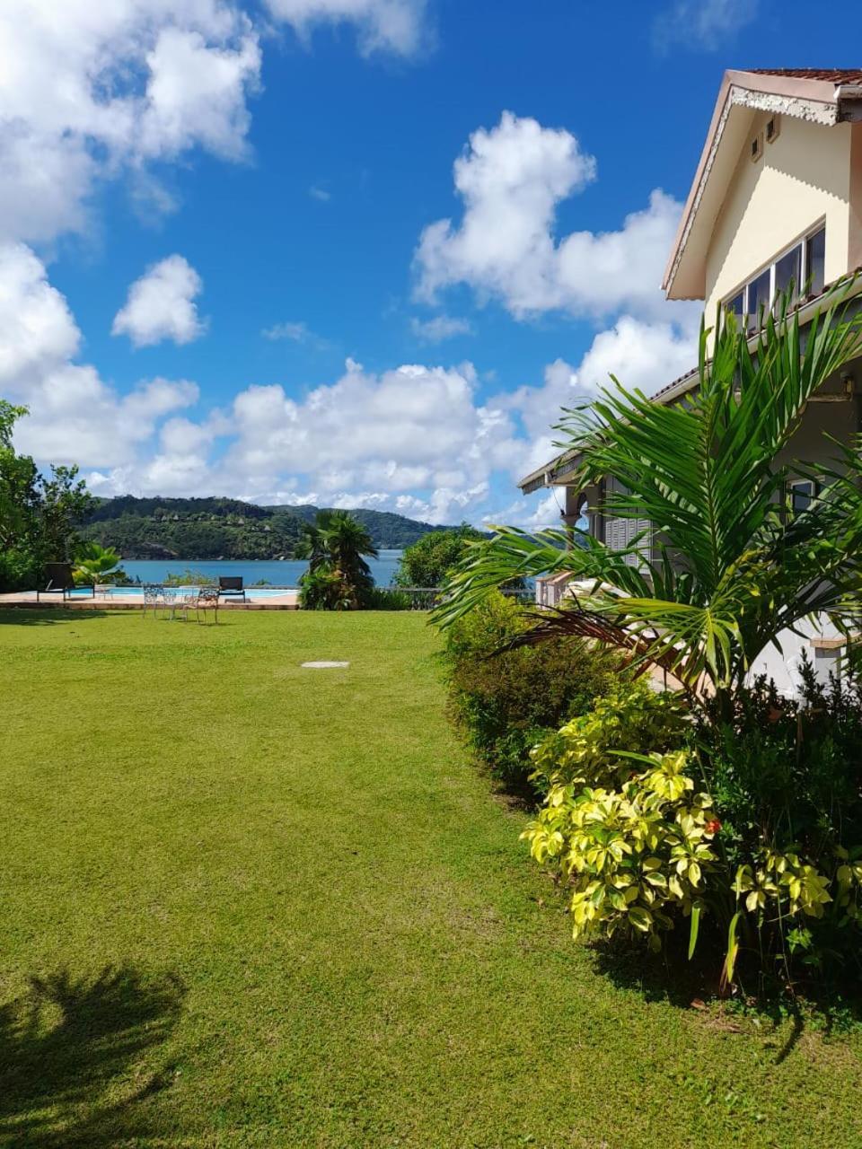 Bayview Villa -Sea Side Villa Anse Boileau Eksteriør bilde