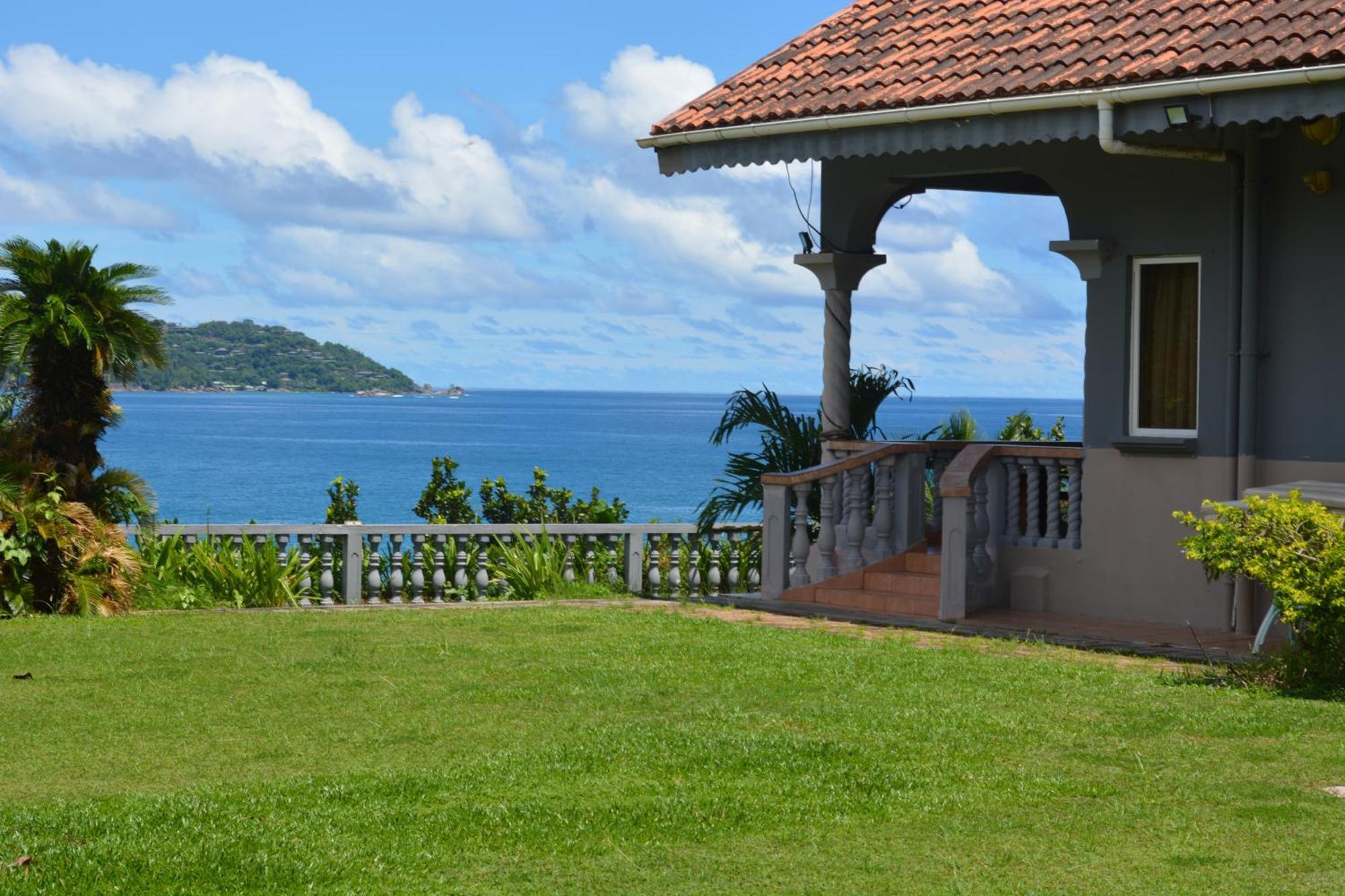 Bayview Villa -Sea Side Villa Anse Boileau Eksteriør bilde