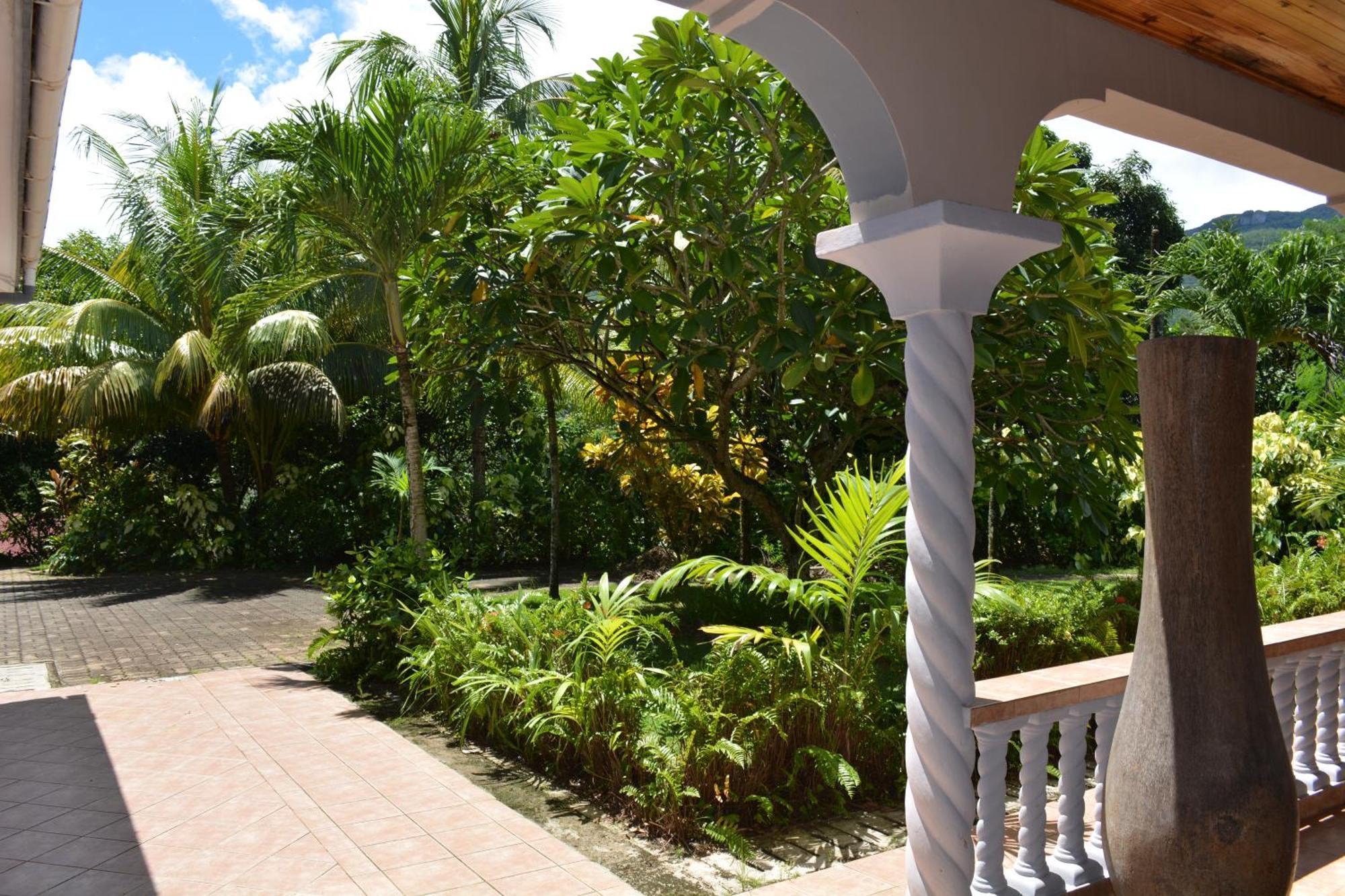 Bayview Villa -Sea Side Villa Anse Boileau Eksteriør bilde